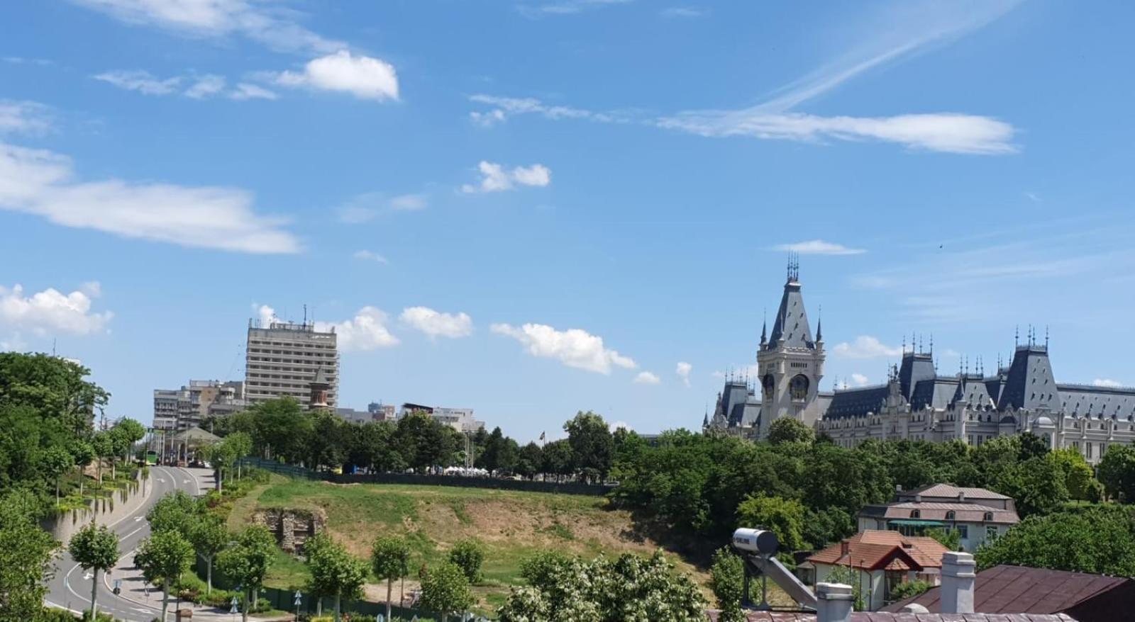 Hotel Palas Grand View Iasi Exterior foto